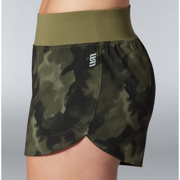 Second Skin camo running shorts P1621 - Picture 4 of 8